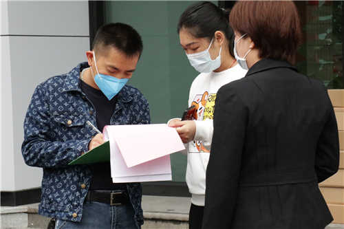 抗擊疫情，守護(hù)乘梯安全，辛格林電梯彰顯本土企業(yè)擔(dān)當(dāng)